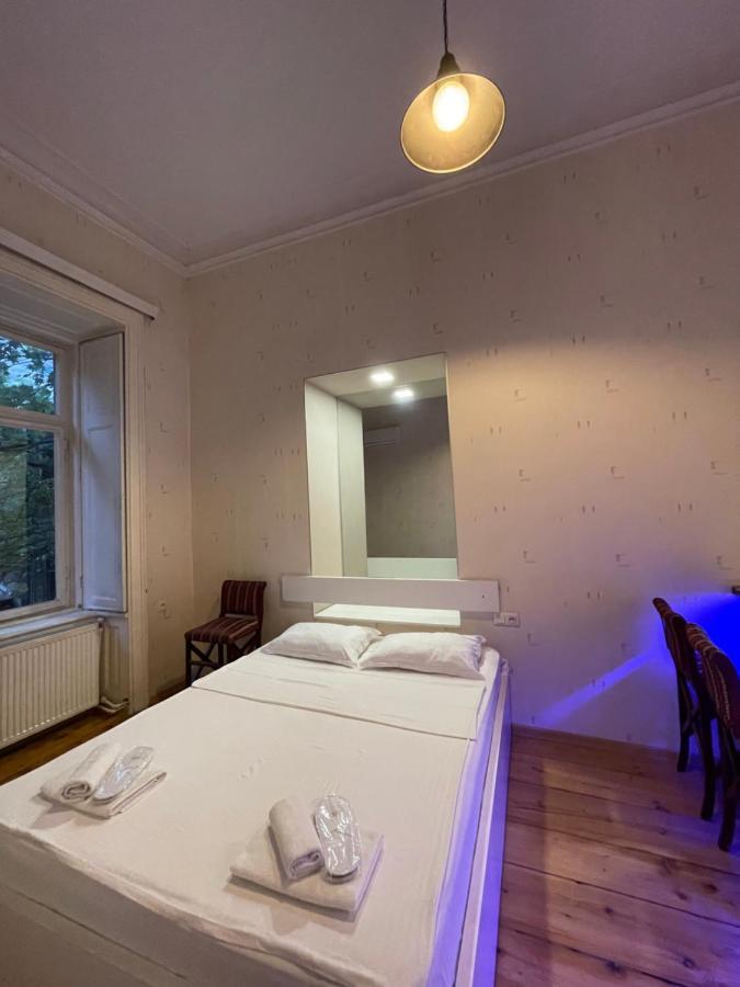 Downtown Room Tbilisi Buitenkant foto