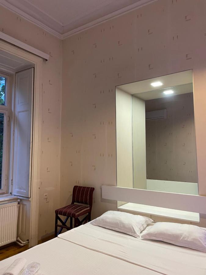Downtown Room Tbilisi Buitenkant foto