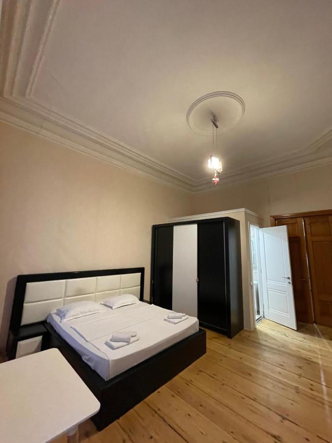 Downtown Room Tbilisi Buitenkant foto