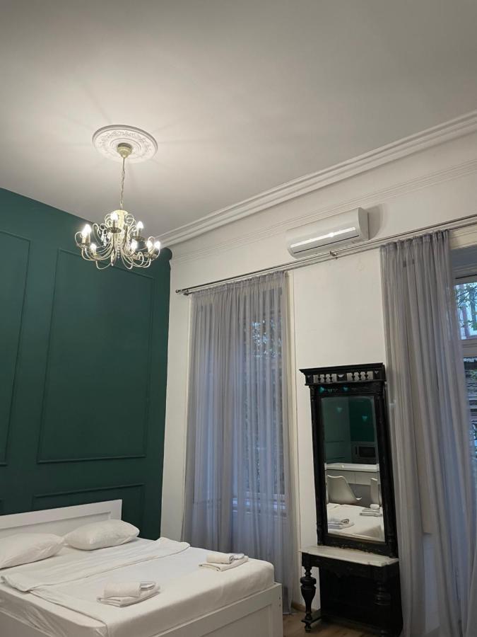 Downtown Room Tbilisi Buitenkant foto