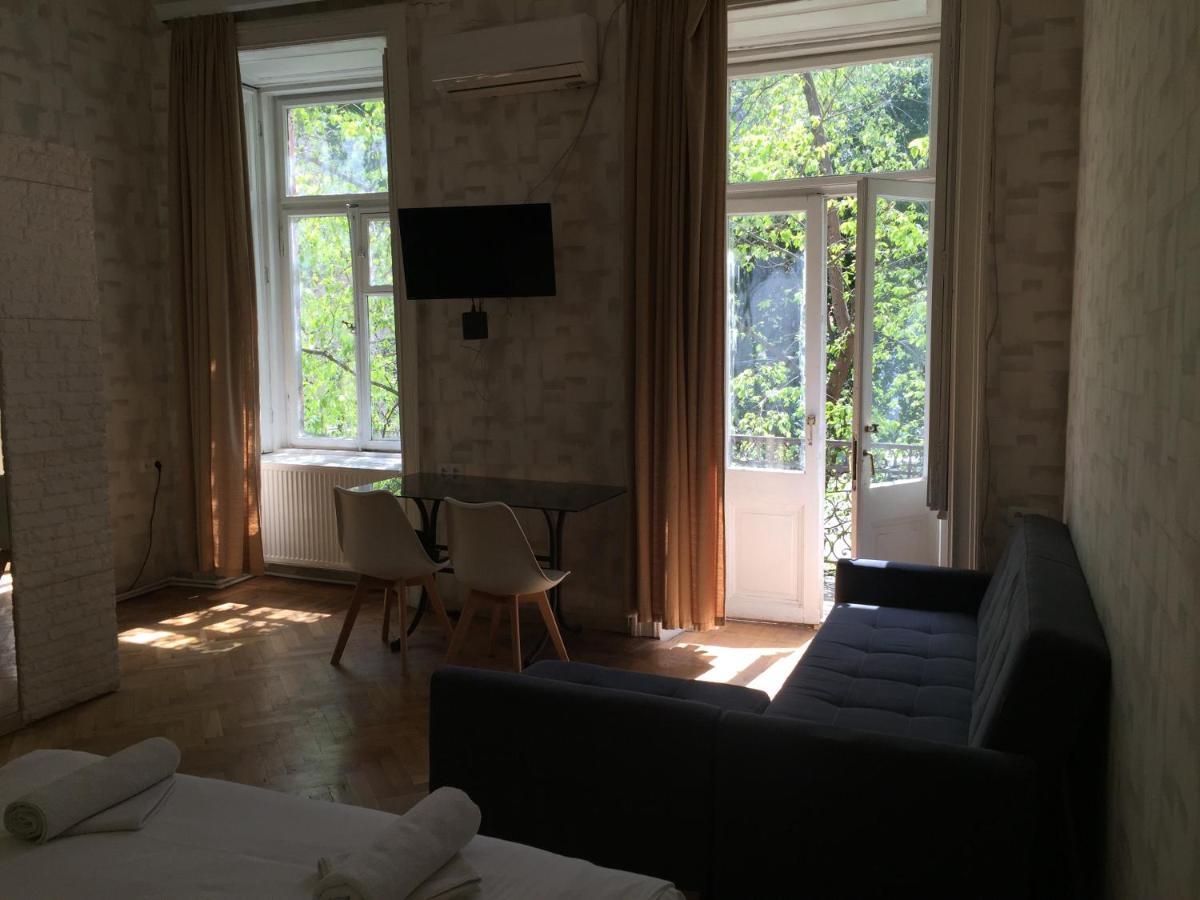 Downtown Room Tbilisi Buitenkant foto
