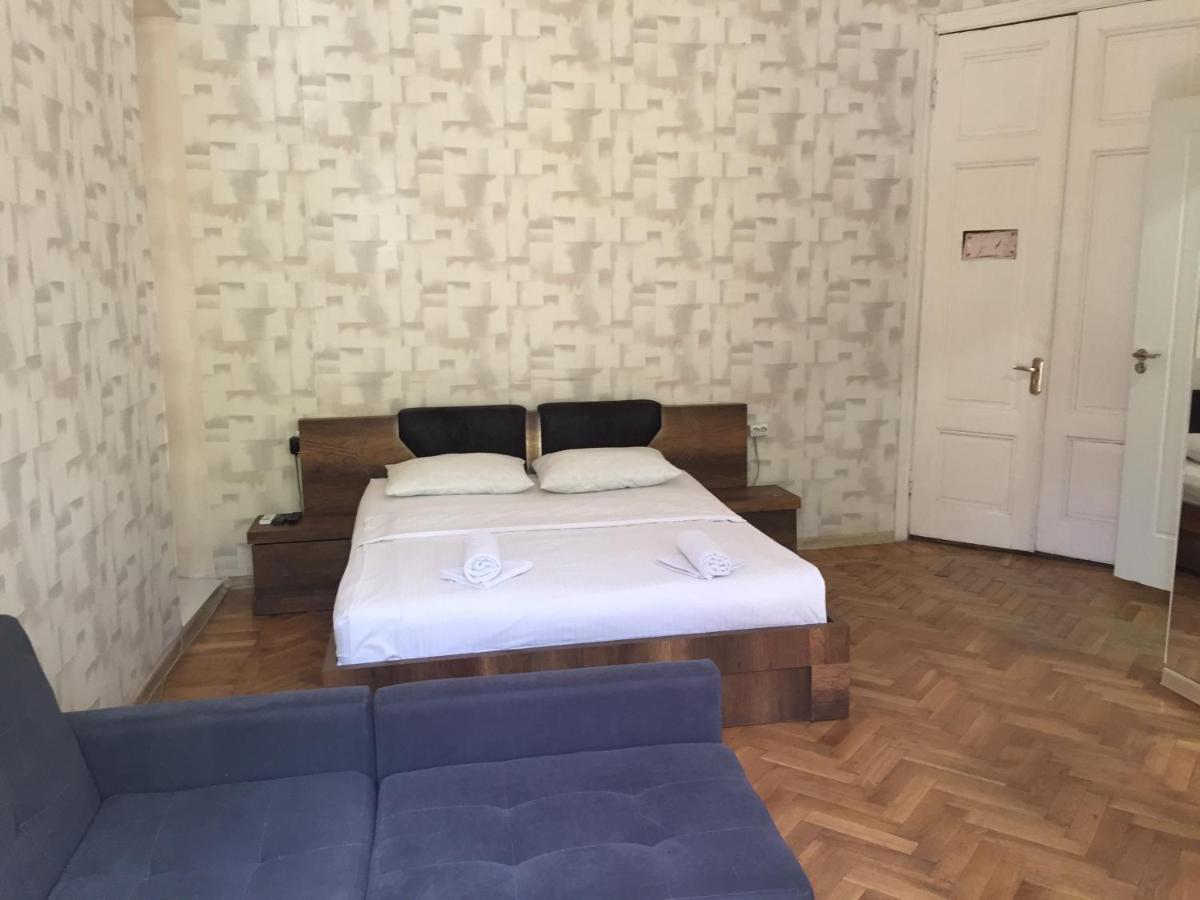 Downtown Room Tbilisi Buitenkant foto